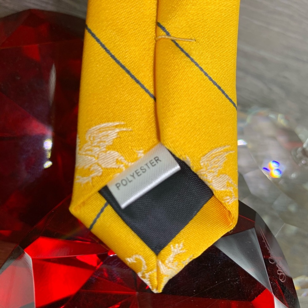 Wolfmark Necktie - Picture 3 of 3
